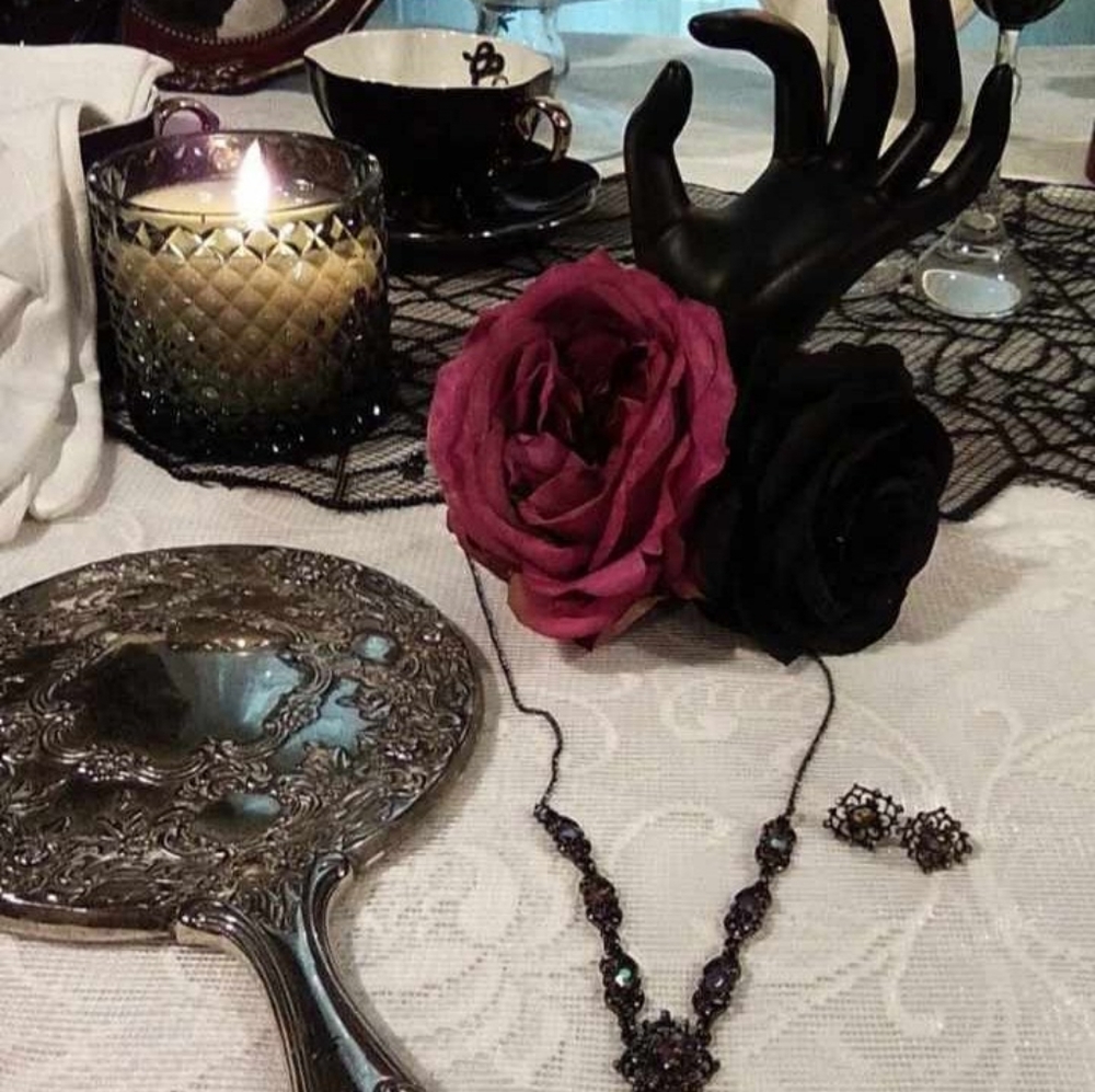 Gothic Victorian Jewelry - Picture 10 of 12